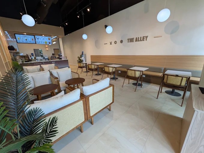 The Alley SW Austin bubble tea shop interior and handcrafted drinks